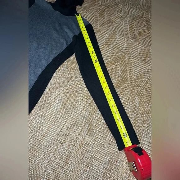 The Limited Women's Black and Grey Fitted Turtleneck Sweater, Size XS - Picture 5 of 8